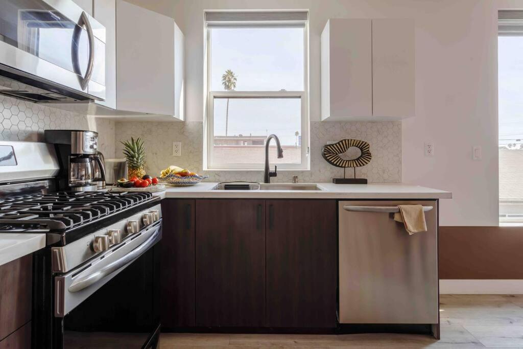 Villa Stunning Hollywood Townhouse With Sunny Views Los Angeles Exterior foto
