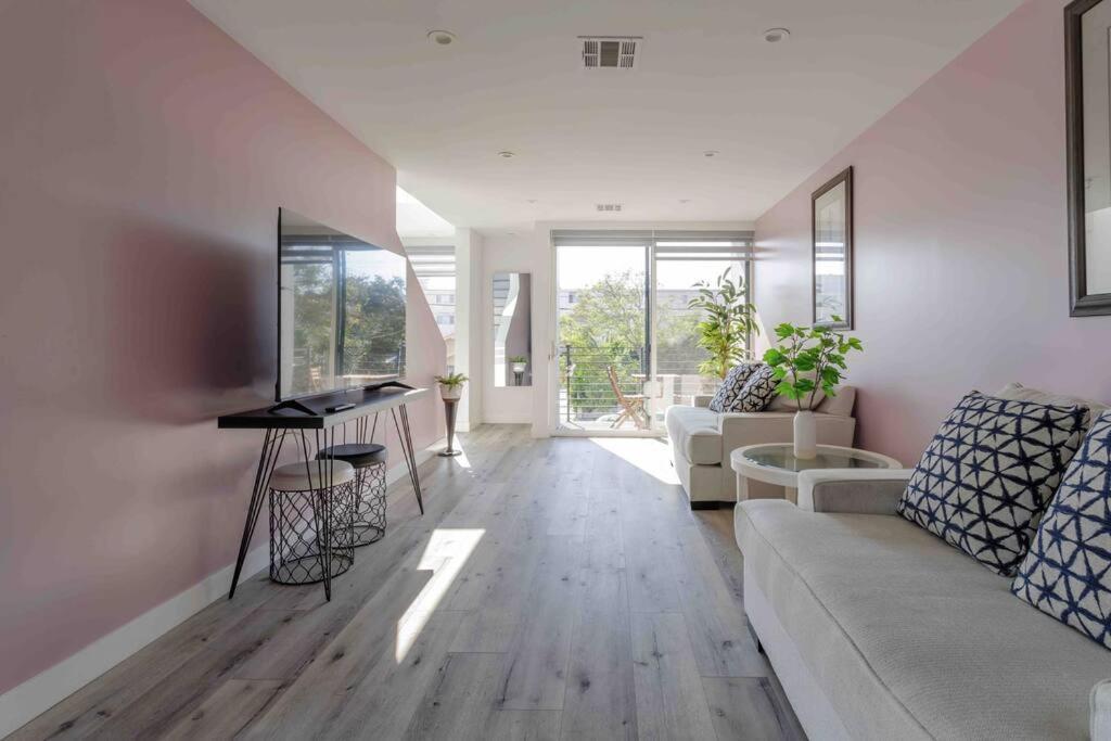 Villa Stunning Hollywood Townhouse With Sunny Views Los Angeles Exterior foto