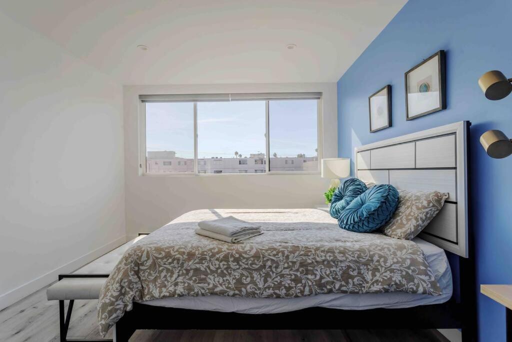 Villa Stunning Hollywood Townhouse With Sunny Views Los Angeles Exterior foto